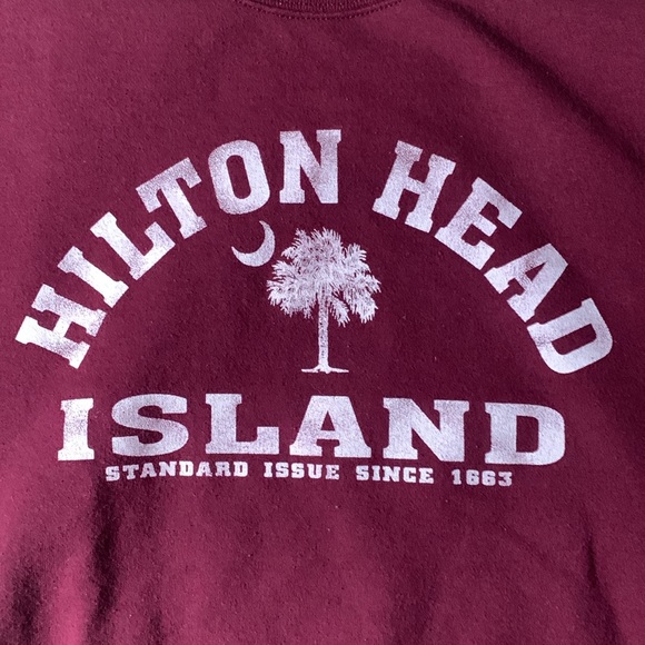 Vintage HILTON HEAD ISLAND South Carolina Pullover Burgundy Sweatshirt - Picture 2 of 9